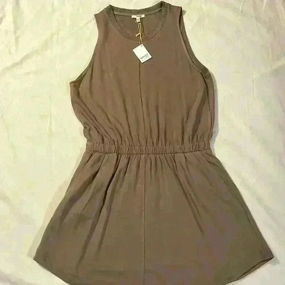 NWT Splendid eco, size medium, color dun, sleeveless, super soft, elastic waist​ - Picture 1 of 5